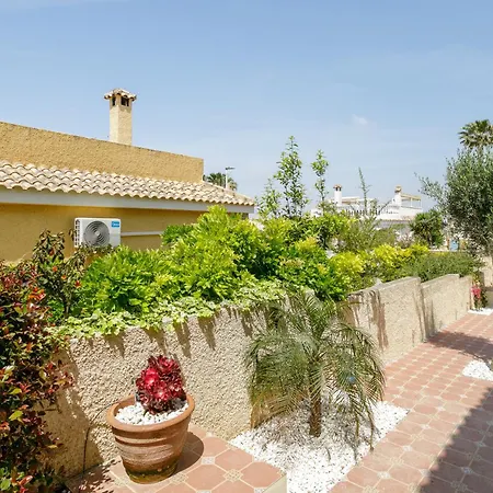 Aledis Piscina Privada Y Barbacoa Villa